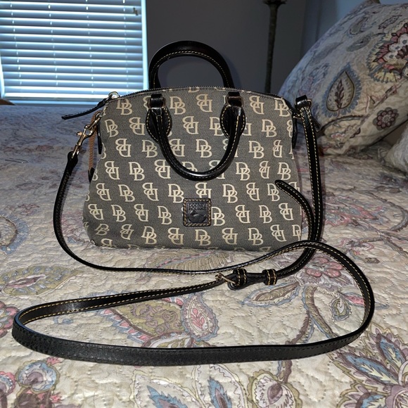 Dooney & Bourke Handbags - Dooney and Bourke Pristine Crossbody/handbag